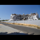 Mit den zugehörigen Unterkünften